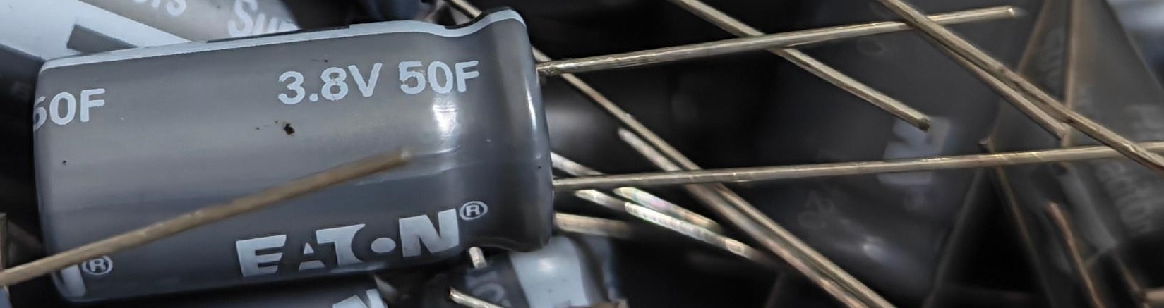3.8V 40F